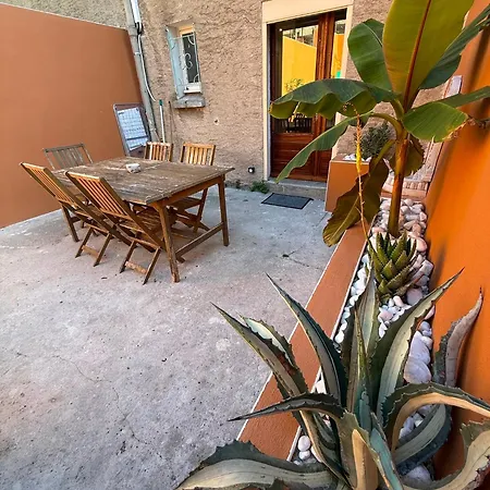 Habitación en casa particular Avec Terrasse Privée Vue Sur La Cité Médiévale *