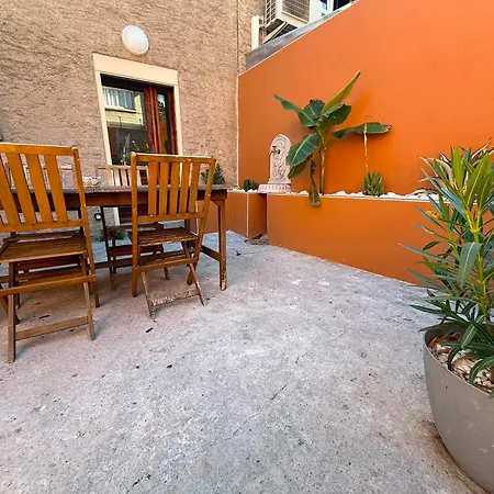 Avec Terrasse Privée Vue Sur La Cité Médiévale Habitación en casa particular Carcasona