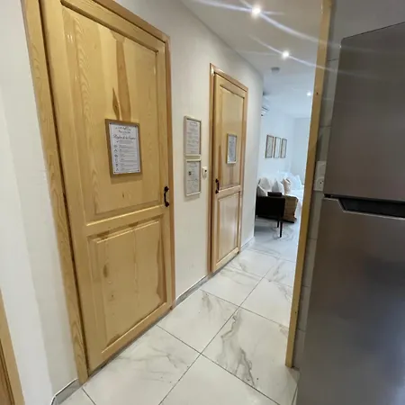 Habitación en casa particular Avec Terrasse Privée Vue Sur La Cité Médiévale *